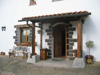 Kostegi *
